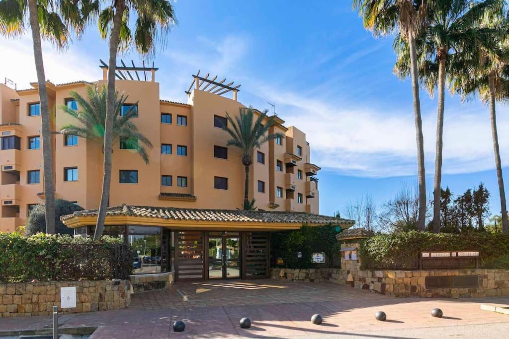 Appartement Superb Costalita In Beachfront Complex Rdr406 *