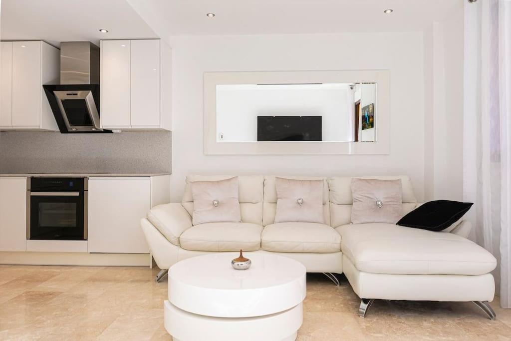 Superb Costalita In Beachfront Complex Rdr406 Appartement